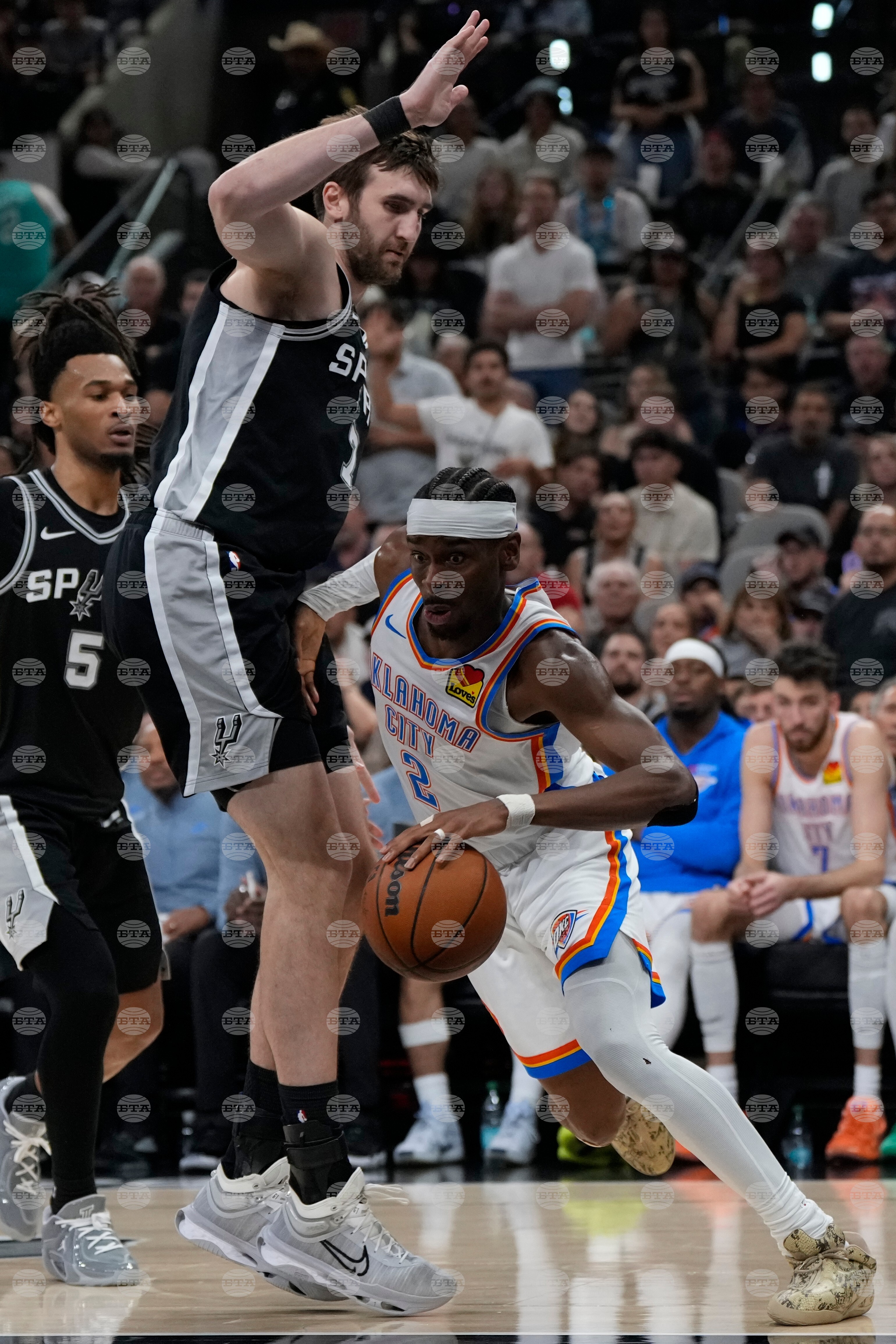 Thunder Spurs Basketball
