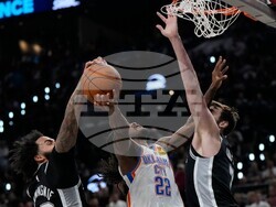 Thunder Spurs Basketball