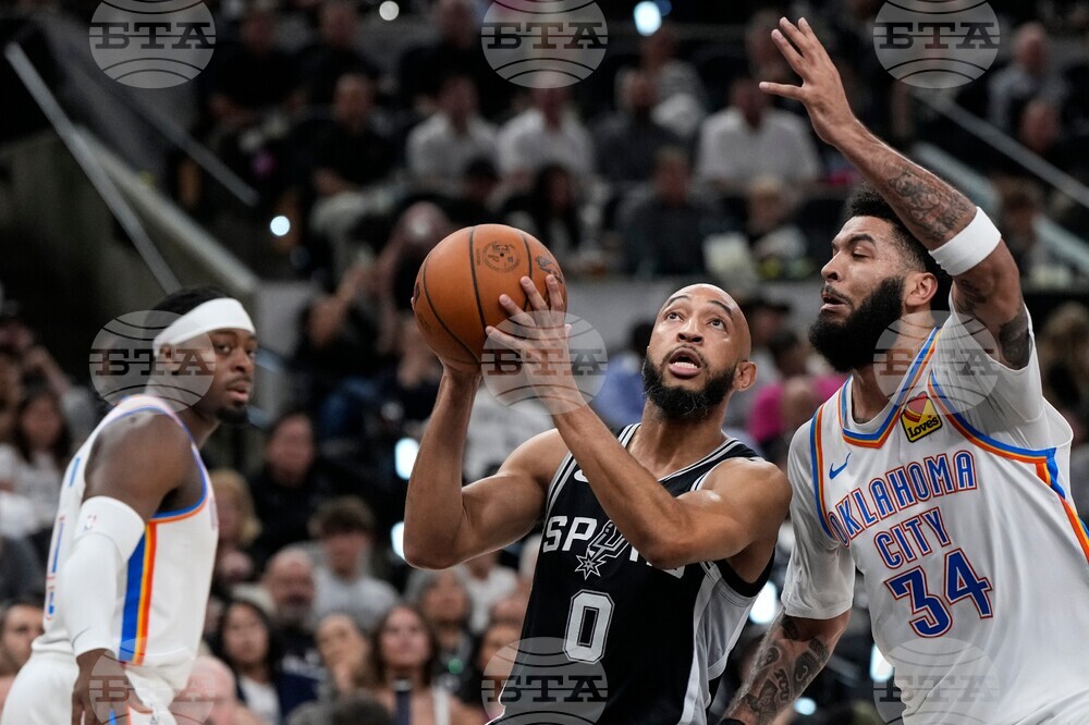 Thunder Spurs Basketball