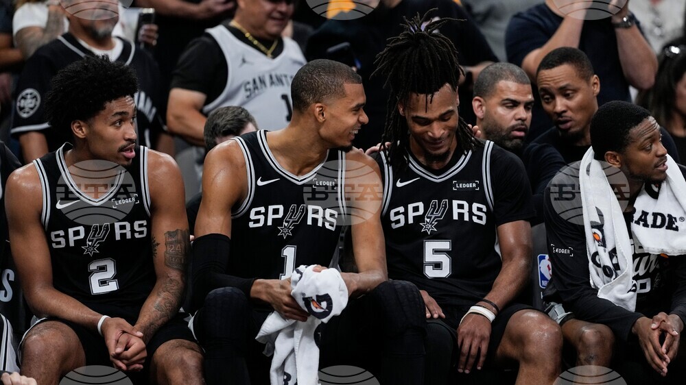 Thunder Spurs Basketball