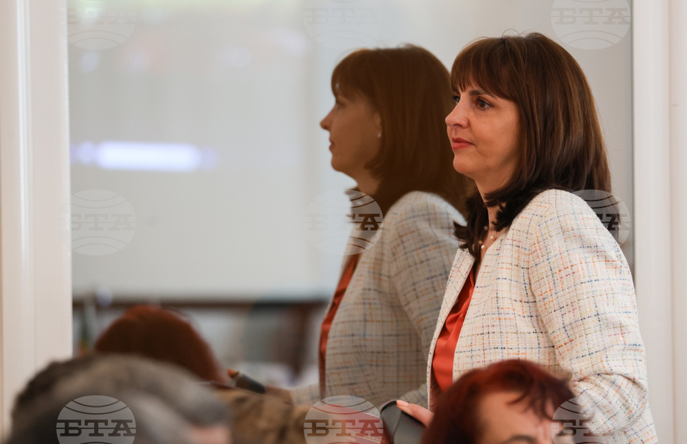 Народно събрание - тристранна среща - Наталия Ефремова