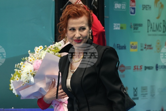 Президентът на БФХГ Илиана Раева: "Спечелихме осем медала, няма как да съм недоволна"