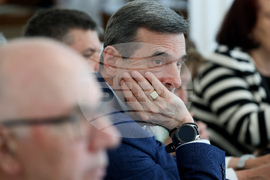 Народно събрание - тристранна среща - Димитър Манолов