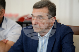 Народно събрание - тристранна среща - Димитър Манолов