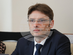 Народно събрание - тристранна среща - Станислав Попдончев