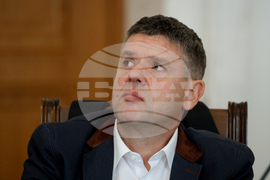 Народно събрание - тристранна среща - Андон Роков