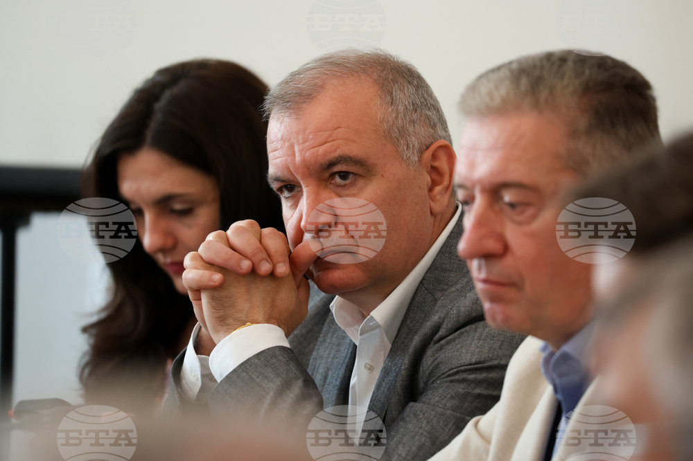 Народно събрание - тристранна среща - Ивелин Желязков
