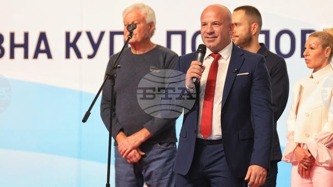 Министърът на младежта и спорта Енчо Керязов откри Световната купа по спортна акробатика в Бургас
