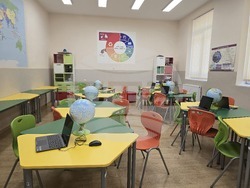 Долни Дъбник - СУ "Христо Ботев" - STEM център