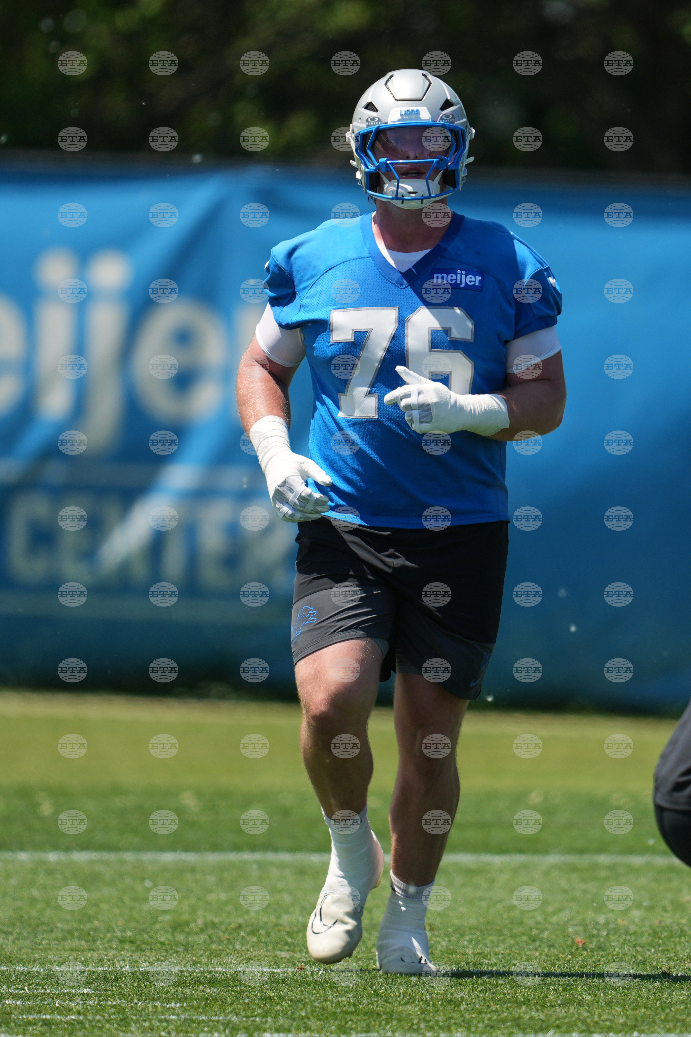 Lions Football
