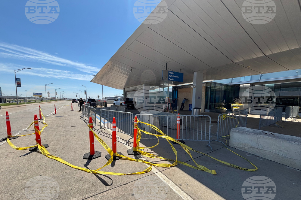 Detroit-Airport-Car-Crash