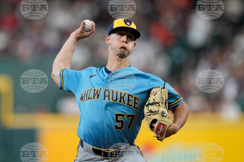 Brewers Astros Baseball