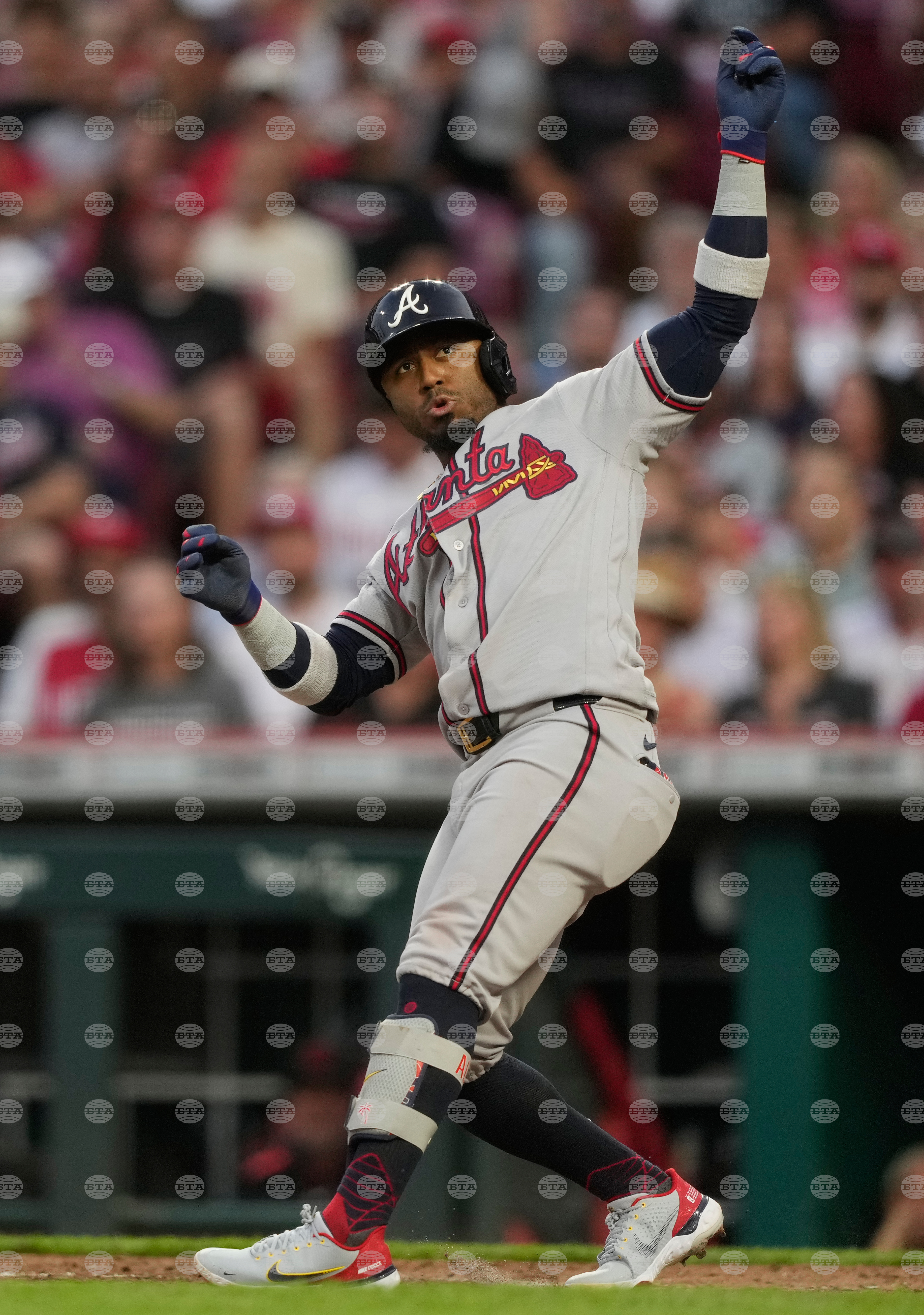Braves Reds Baseball