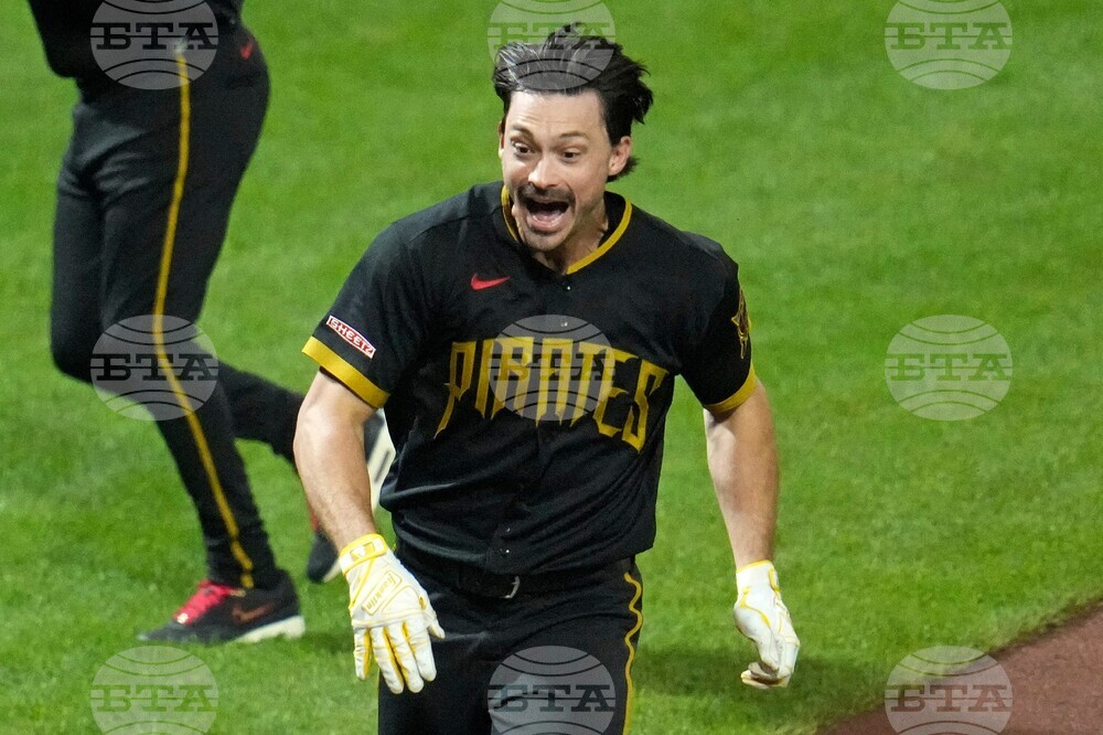 Twins Pirates Baseball