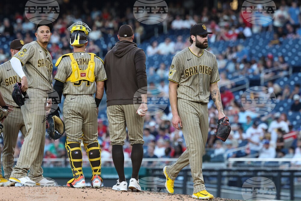 Padres Nationals Baseball