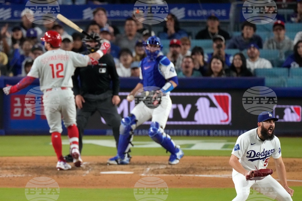 APTOPIX Phillies Dodgers Baseball