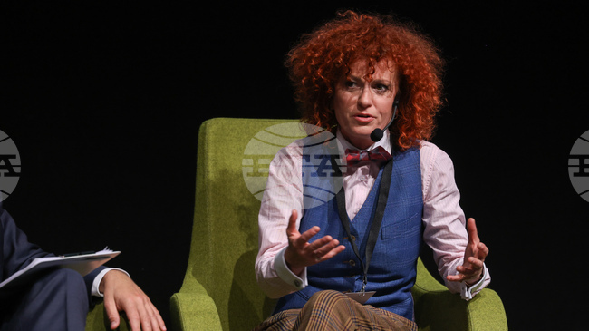 Bulgaria Viewed With Greater Understanding, Respect in Germany Today, Says Pop Singer Lucy Diakovska
