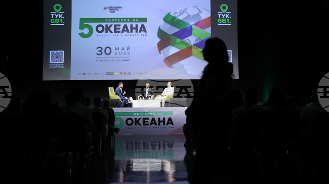 Alumni Leaders Discuss Building Strong School, University Communities