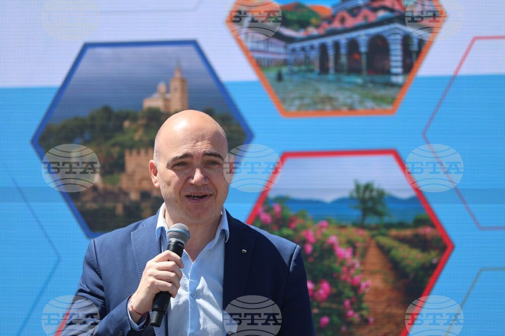 Bulgaria Aims to Develop Year-Round Tourism, Tourism Minister Says