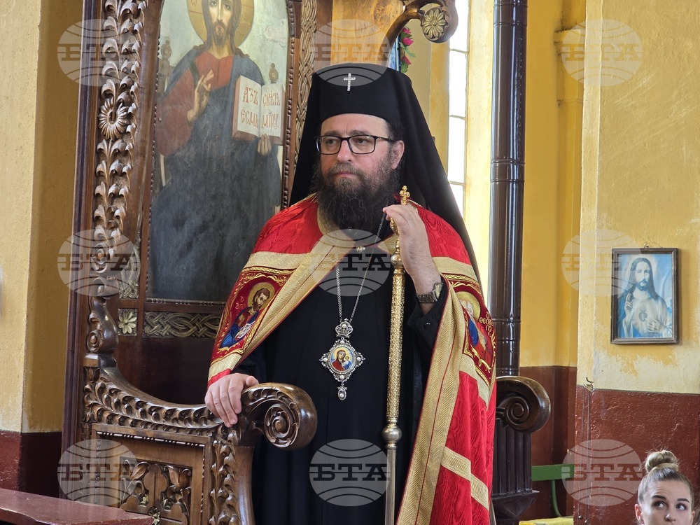 Село Неговановци - Видински митрополит Пахомий - празнична вечерня