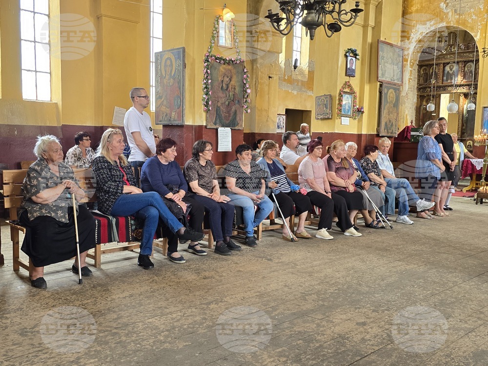 Село Неговановци - Видински митрополит Пахомий - празнична вечерня