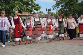 Село Неговановци - празник на народната носия