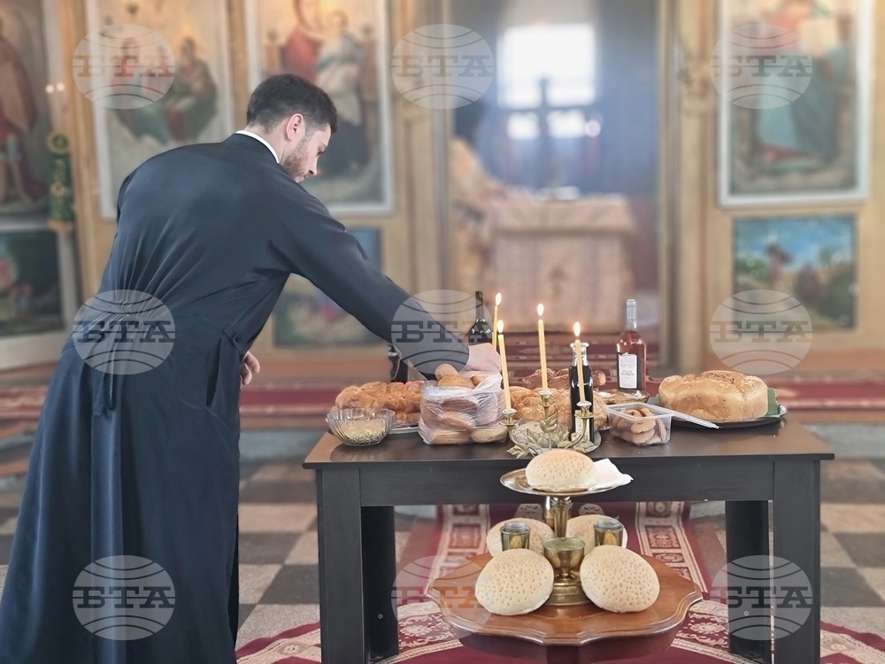 Село Генерал Инзово - сливенският митрополит Арсений - архиерейска вечерня