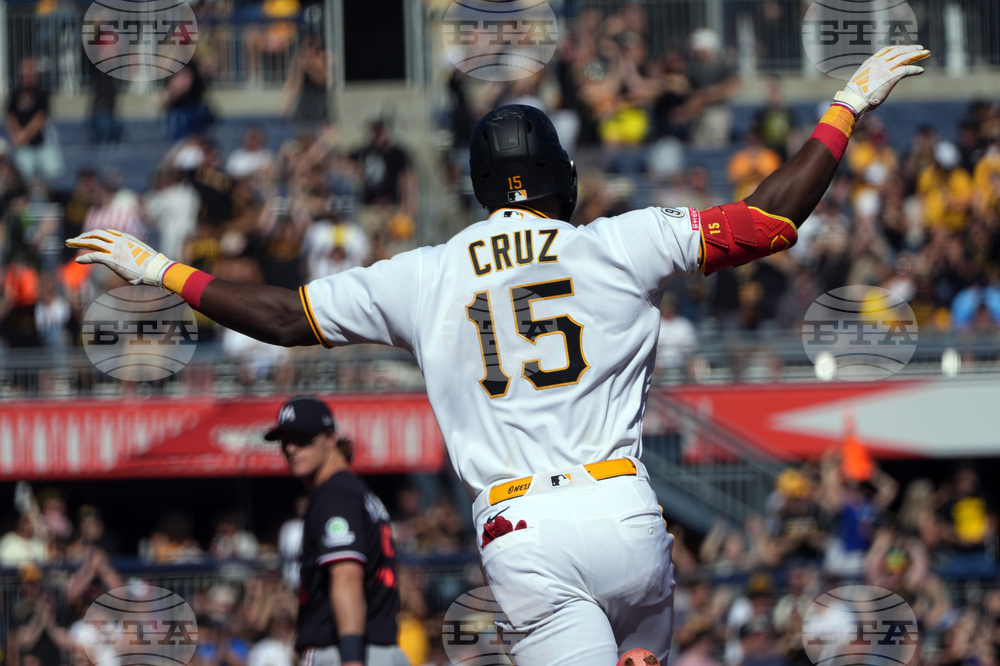 Twins Pirates Baseball