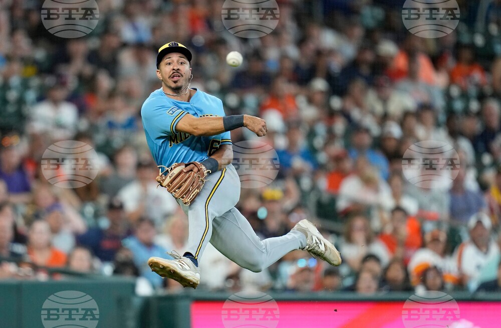 Brewers Astros Baseball