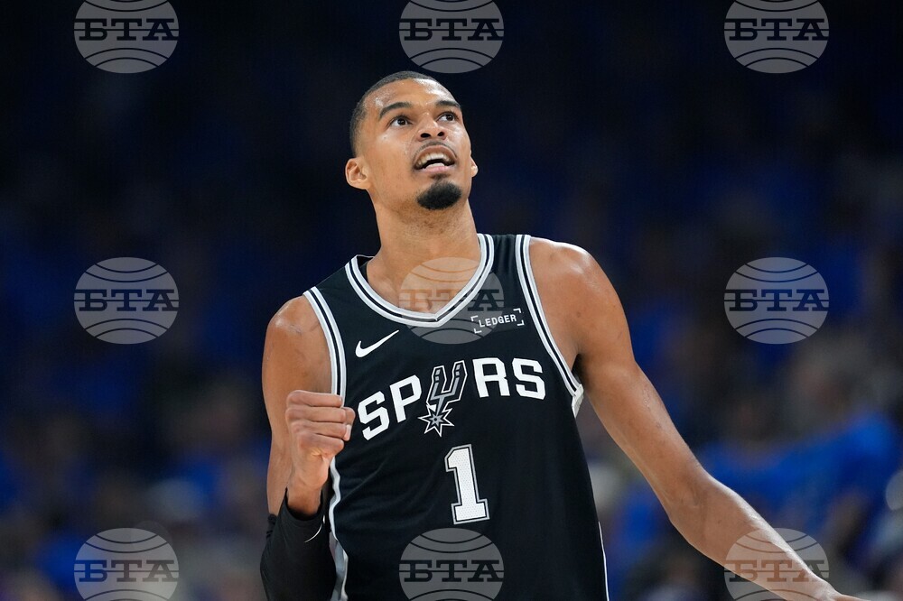 Spurs Thunder Basketball