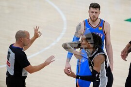 Spurs Thunder Basketball