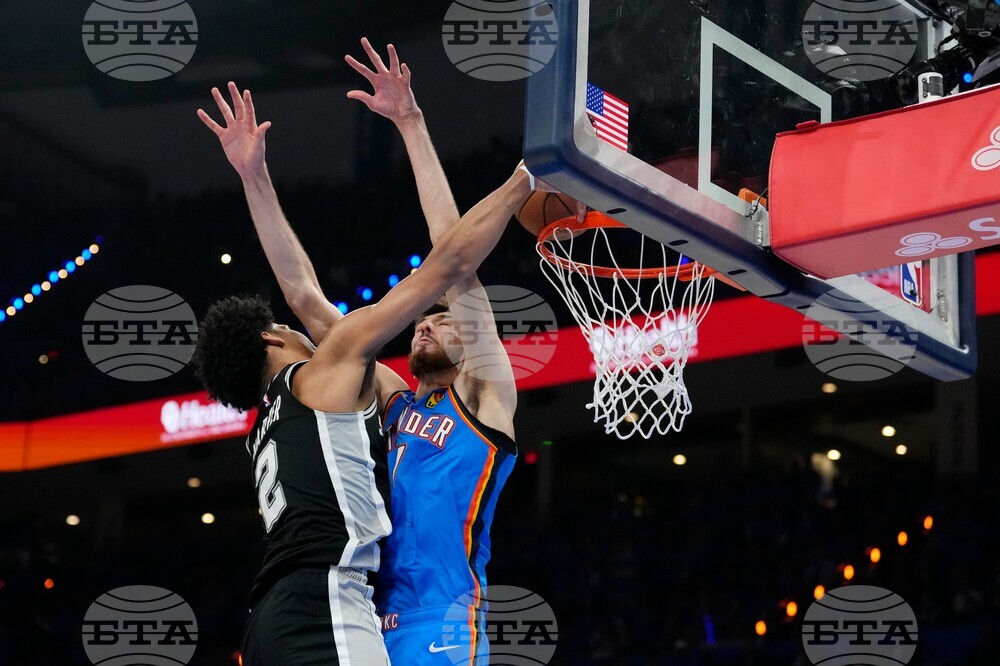 Spurs Thunder Basketball