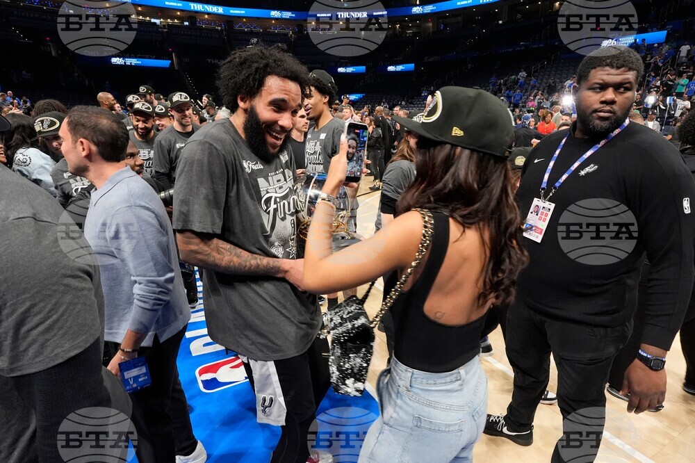 Spurs Thunder Basketball