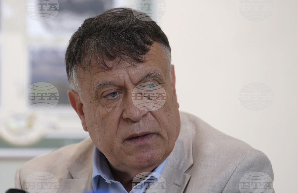 Враца - музей - Априлско въстание - Христо Ботев - дискусия