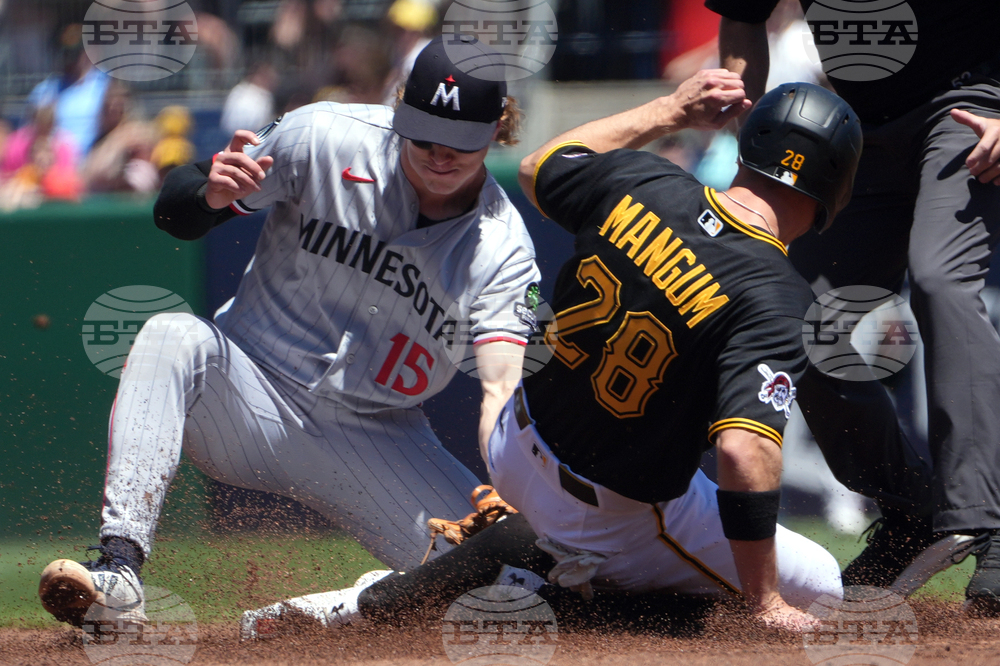 Twins Pirates Baseball