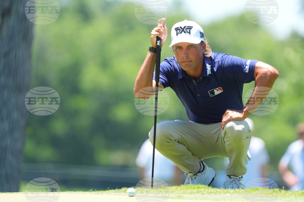 Colonial Golf