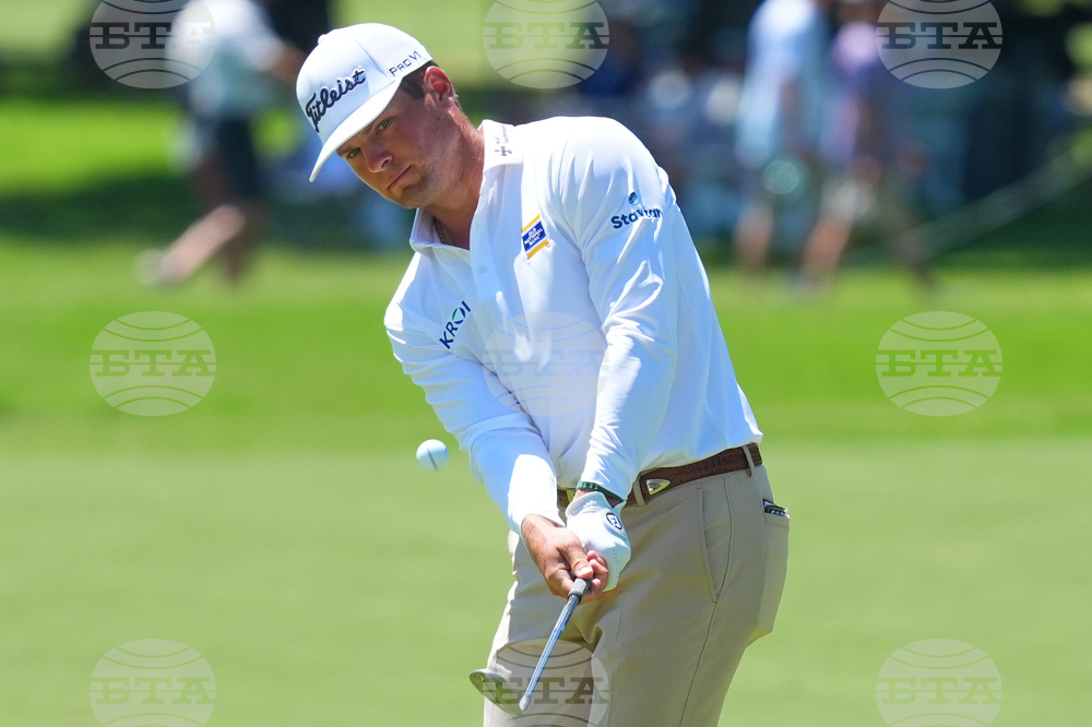 Colonial Golf