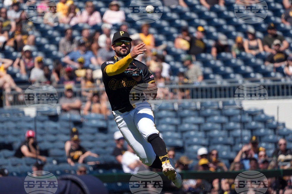 Twins Pirates Baseball