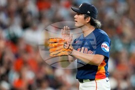 Brewers Astros Baseball