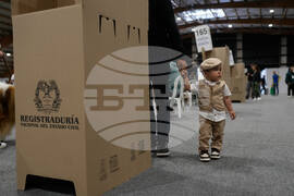 CORRECTION Colombia Election