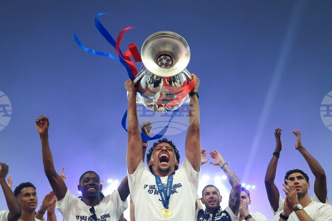 APTOPIX France Champions League Soccer