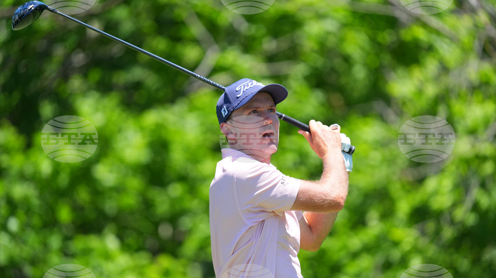 Colonial Golf