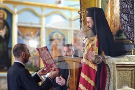Ямбол - Свети дух - литургия