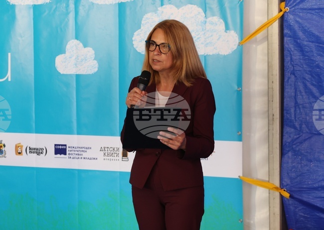 Пролетният панаир на книгата е празник на българската култура, свободния дух и живия диалог между автори, издатели и читатели, каза Петя Господинова от АБК