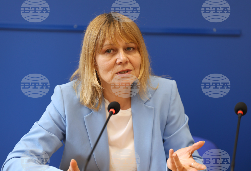 Национален пресклуб на БТА - Враца - 80 години от началото на Националния туристически поход „По пътя на Ботевата чета“ - видео и книга - представяне