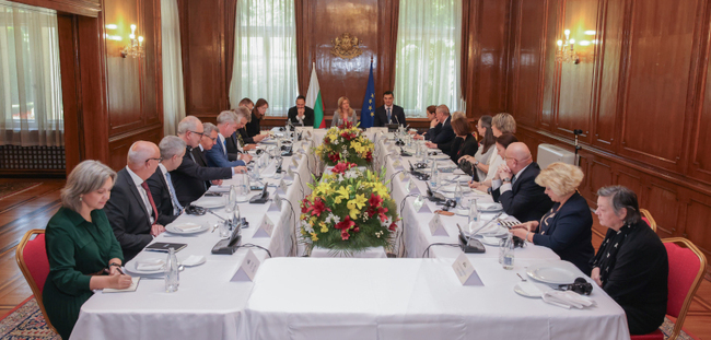 Parliament Chair Presents 52nd National Assembly’s Priorities to EU Diplomats