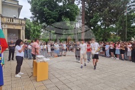 Разград - ученици - шампиони - награждаване