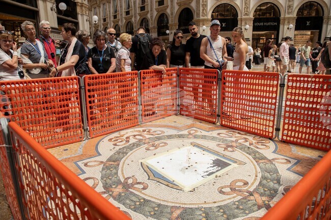 Italy Milan Bull Mosaic
