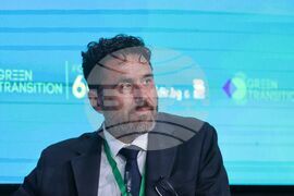 Грийн транзишън форум - Панелна дискусия: Възобновяеми енергийни източници – строете по-бързо или изоставайте