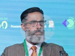 Грийн транзишън форум - Панелна дискусия: Възобновяеми енергийни източници – строете по-бързо или изоставайте